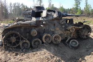 Подбитый танк T-III - декорации к к/ф Белый тигр